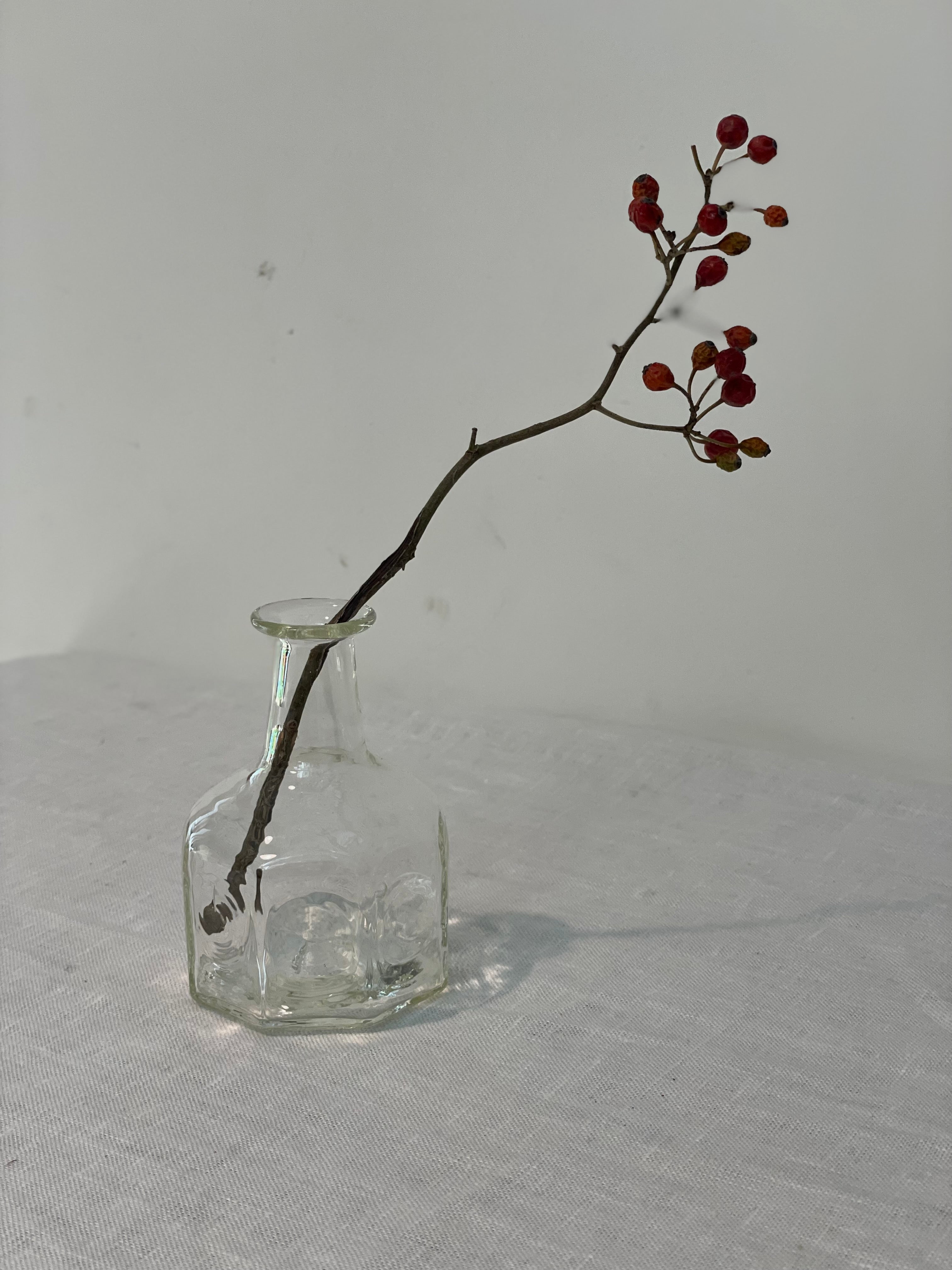 八角小瓶／石川昌浩