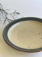 8寸皿 (いらぼ釉）