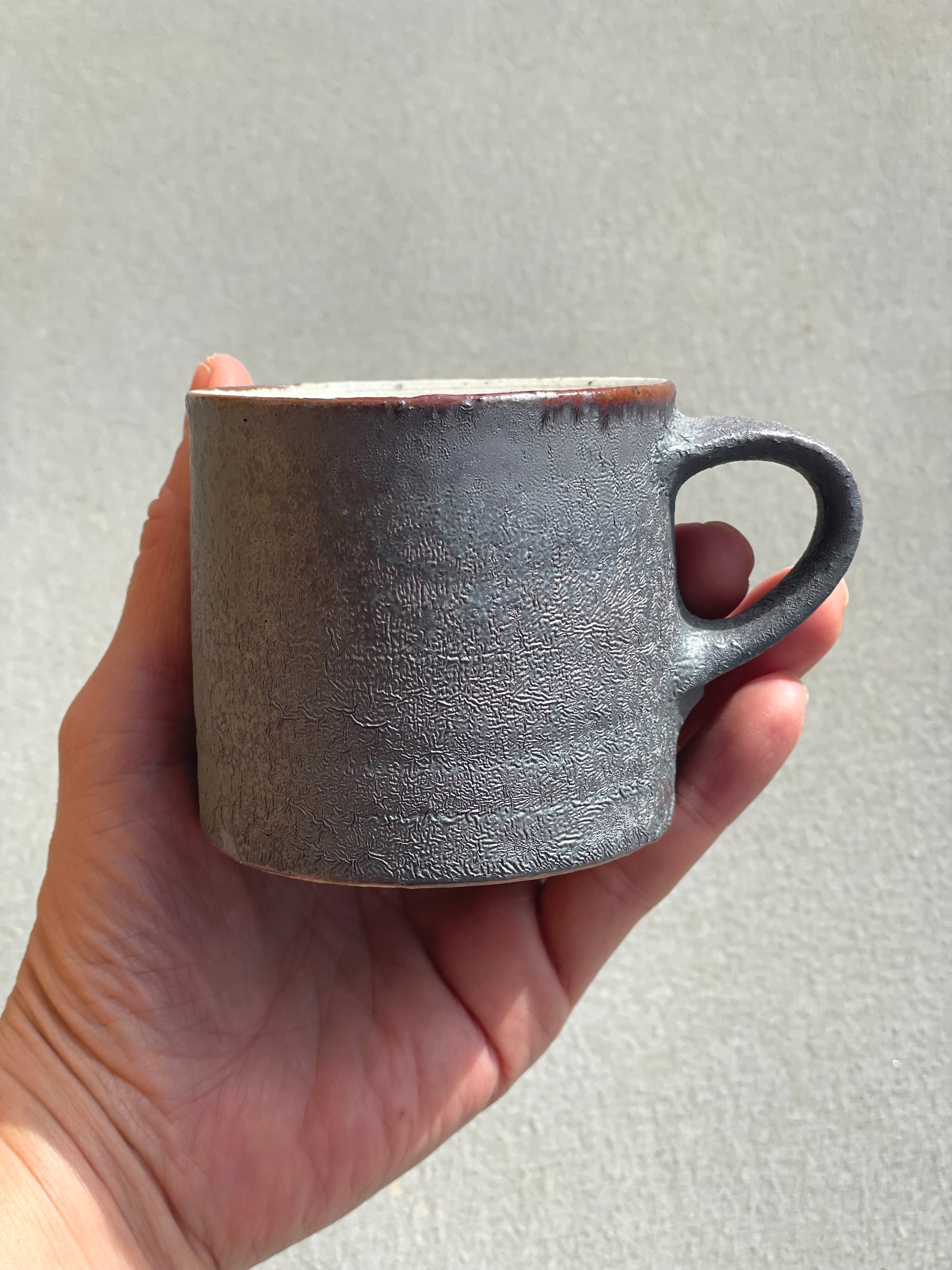 鉄釉マグカップ2