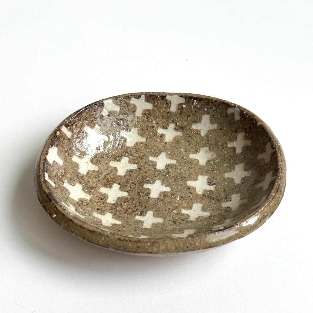 象嵌楕円小皿３