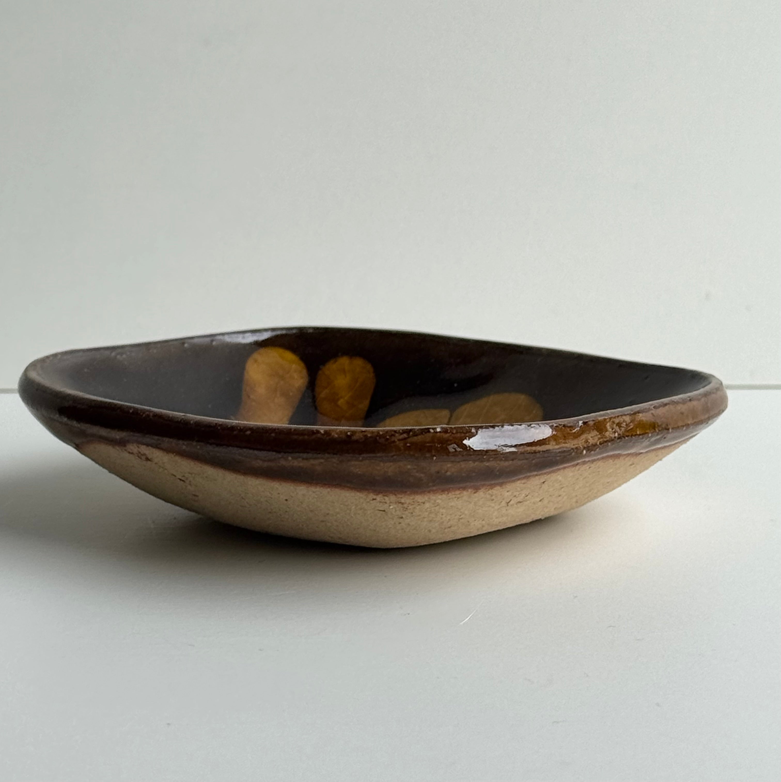 スリップ角皿(小)