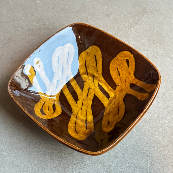 齊藤十郎/ スリップウェア角皿(2本グルグル)