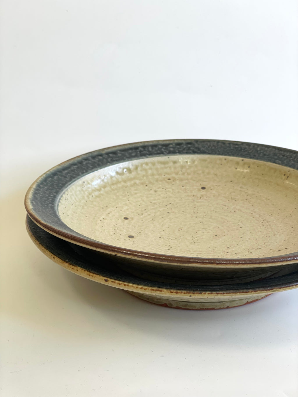 8寸皿 (いらぼ釉）