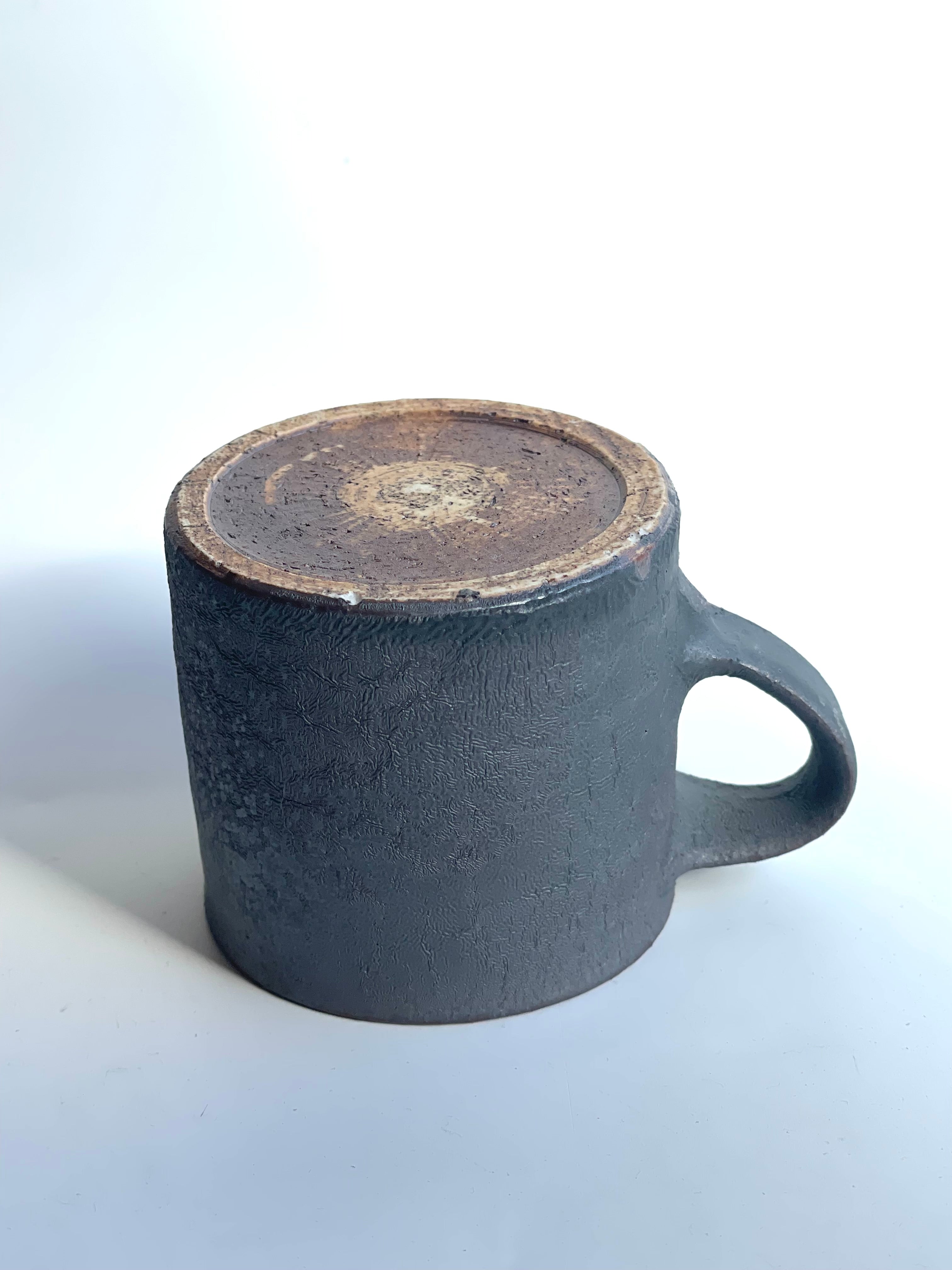 鉄釉マグカップ2