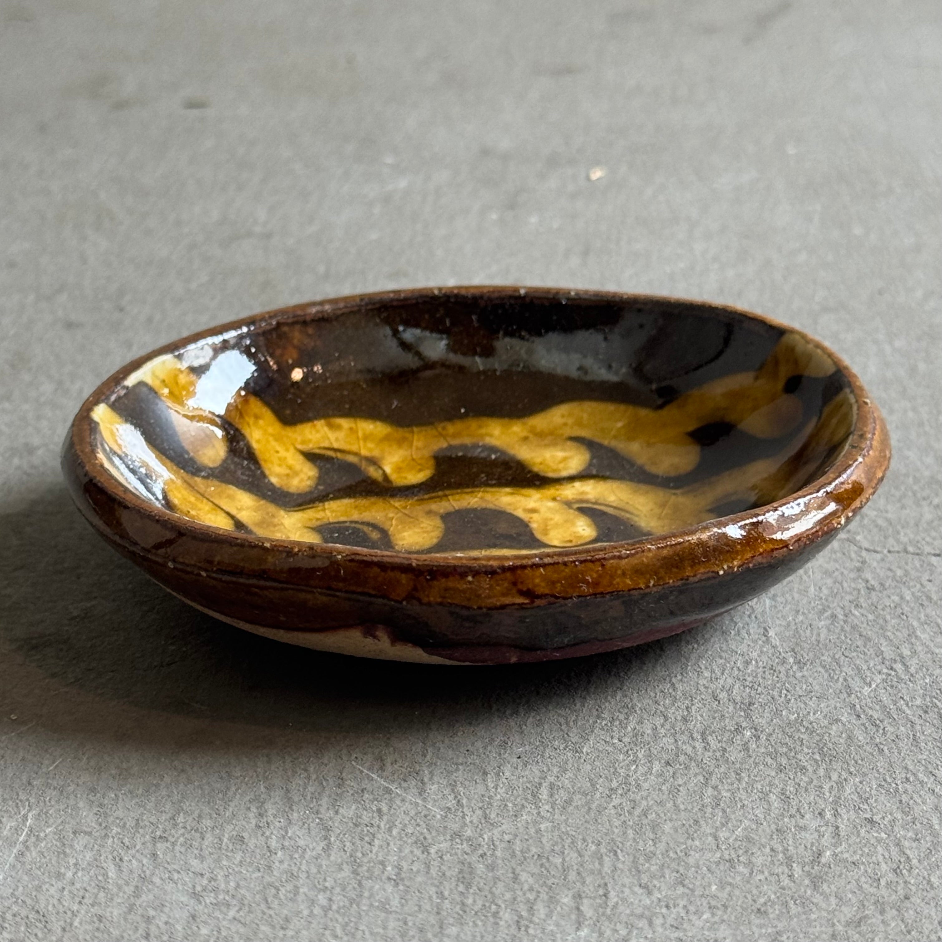 齊藤十郎/ スリップウェア小皿a