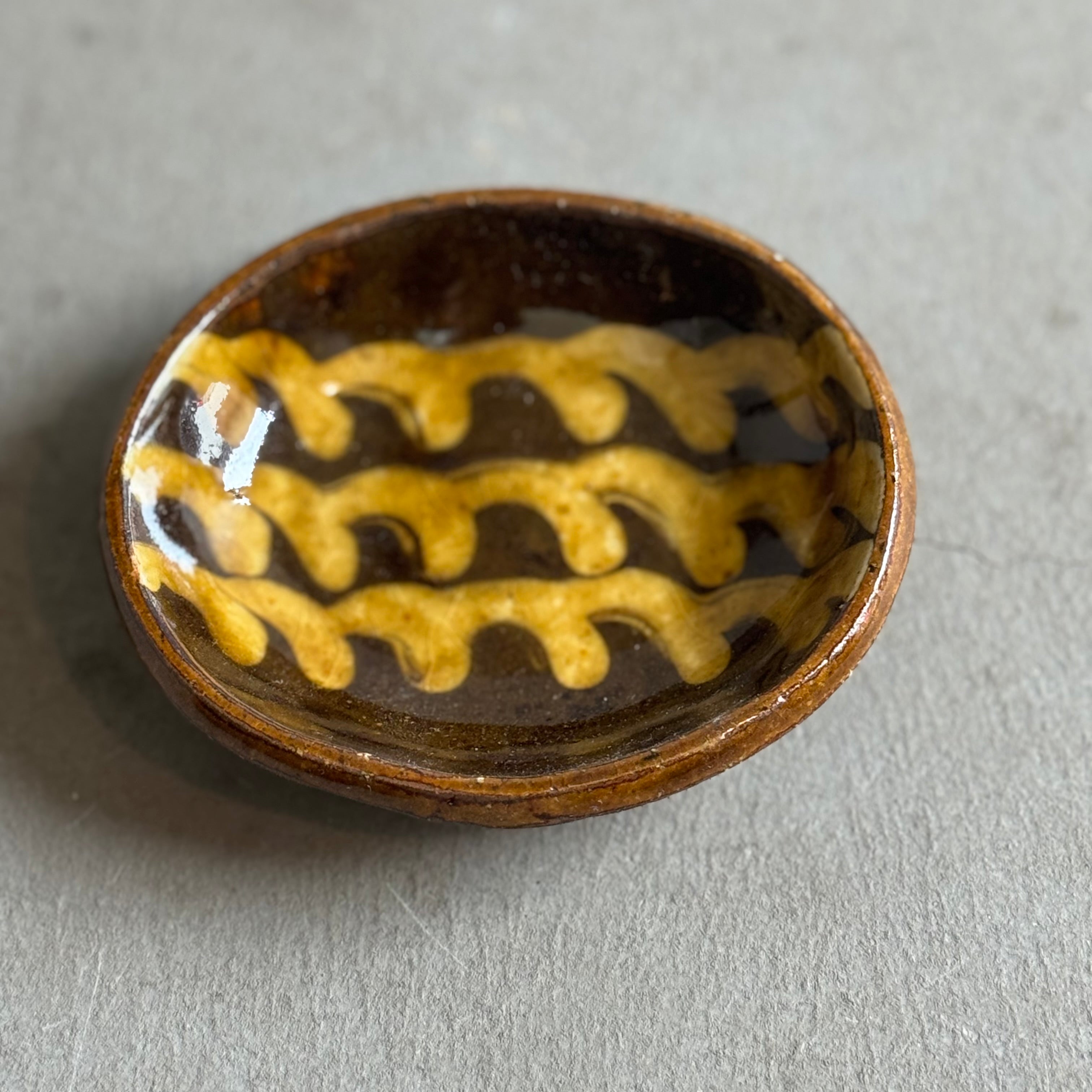 齊藤十郎/ スリップウェア小皿a