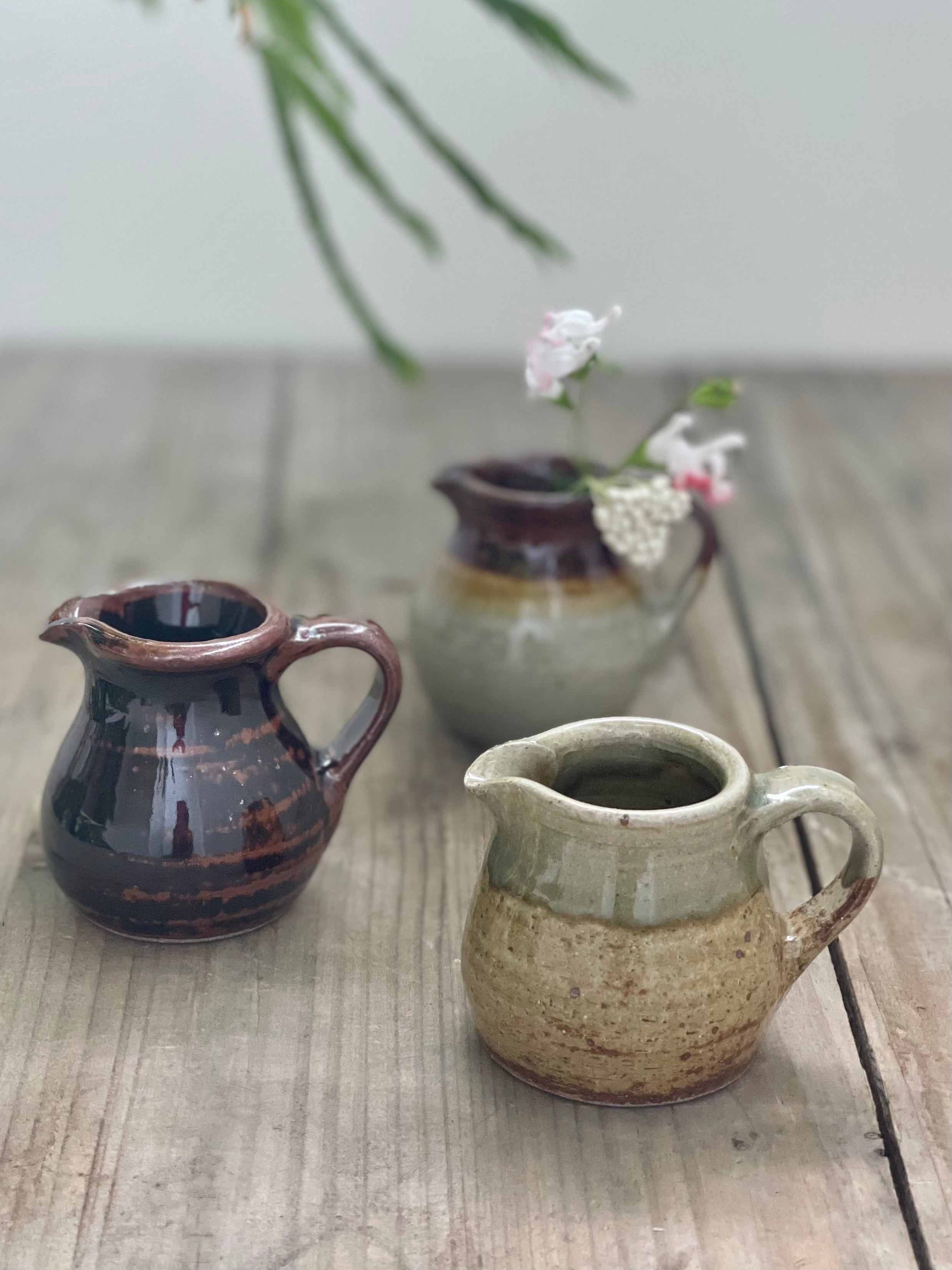 ミルクピッチャー 2