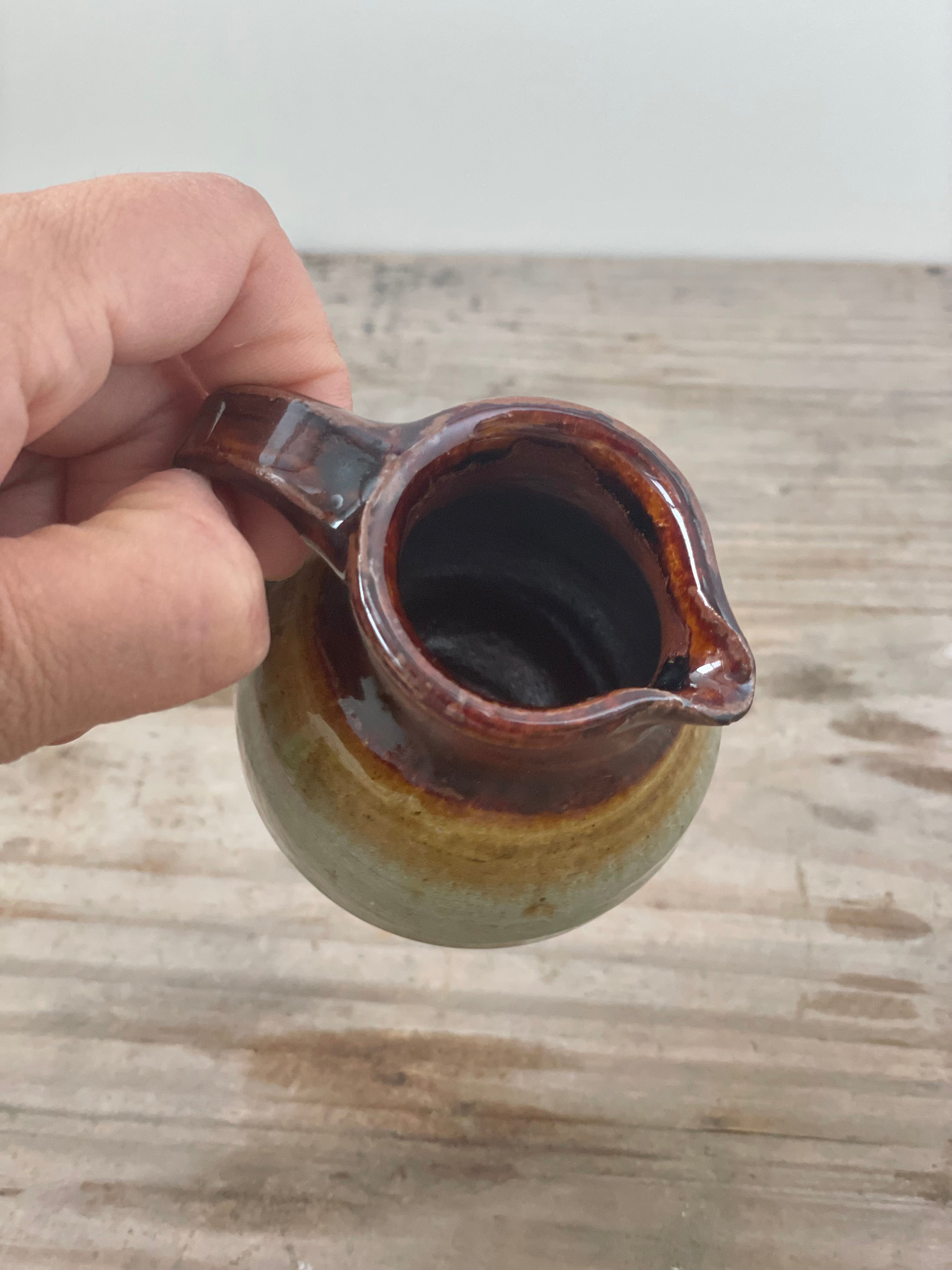 ミルクピッチャー 3