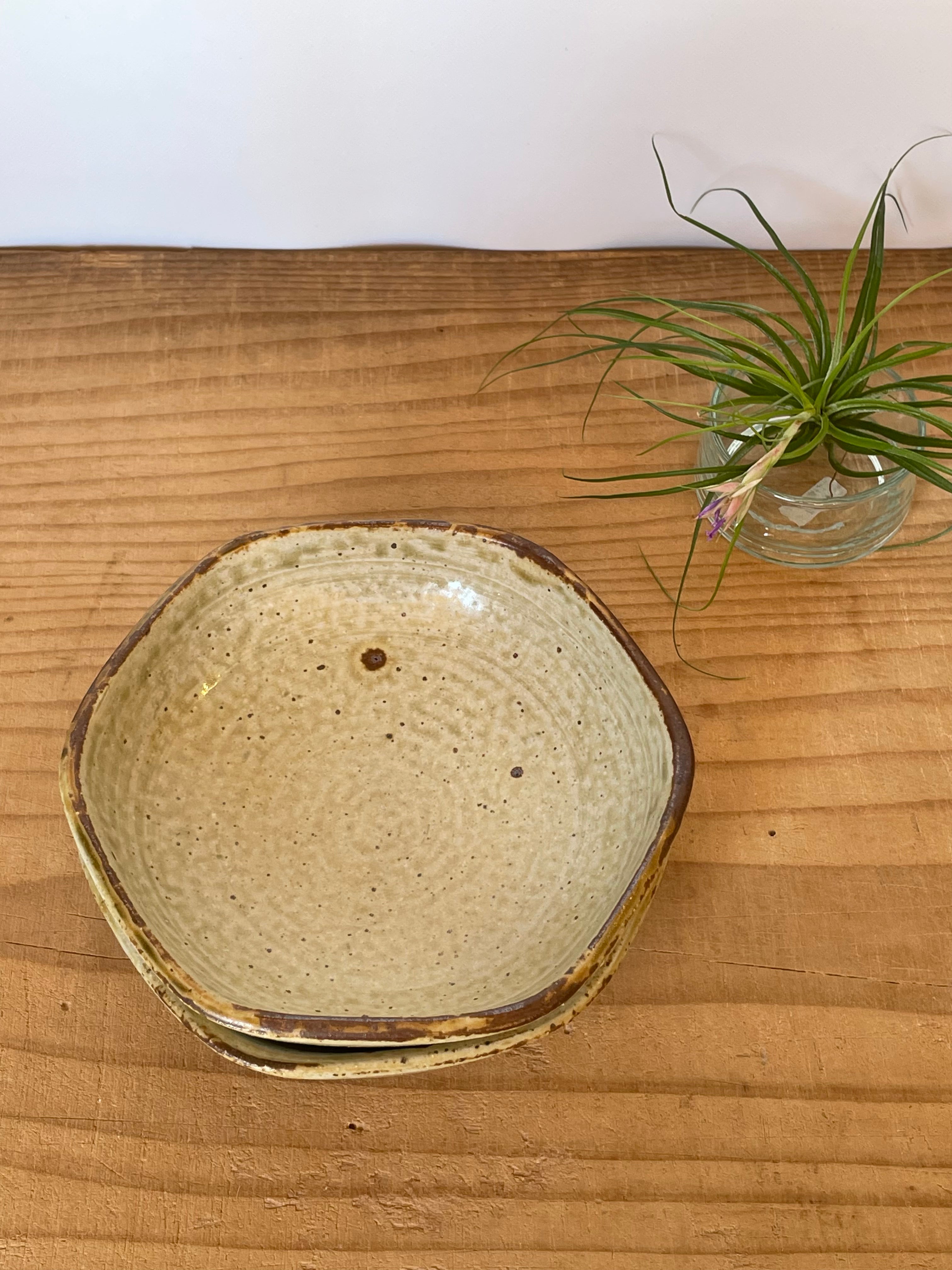 六角皿（いらぼ釉）まゆみ窯