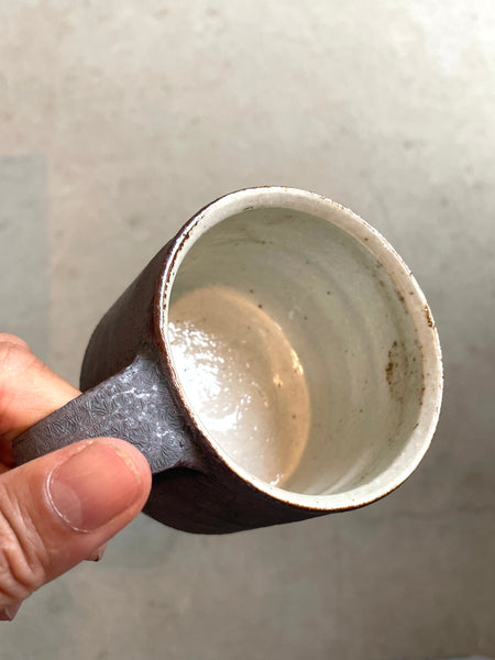 鉄釉マグカップ