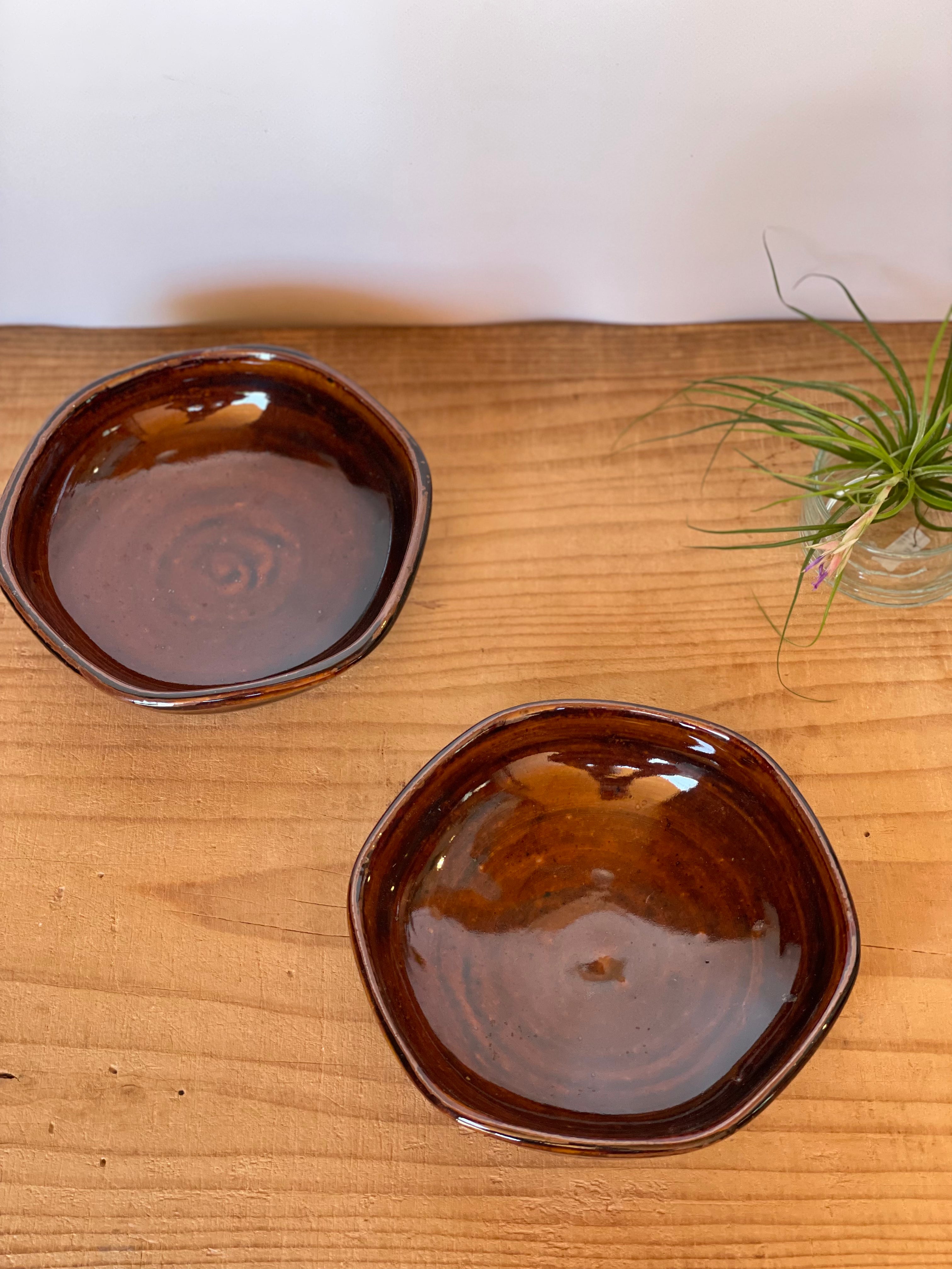 六角皿（飴釉）