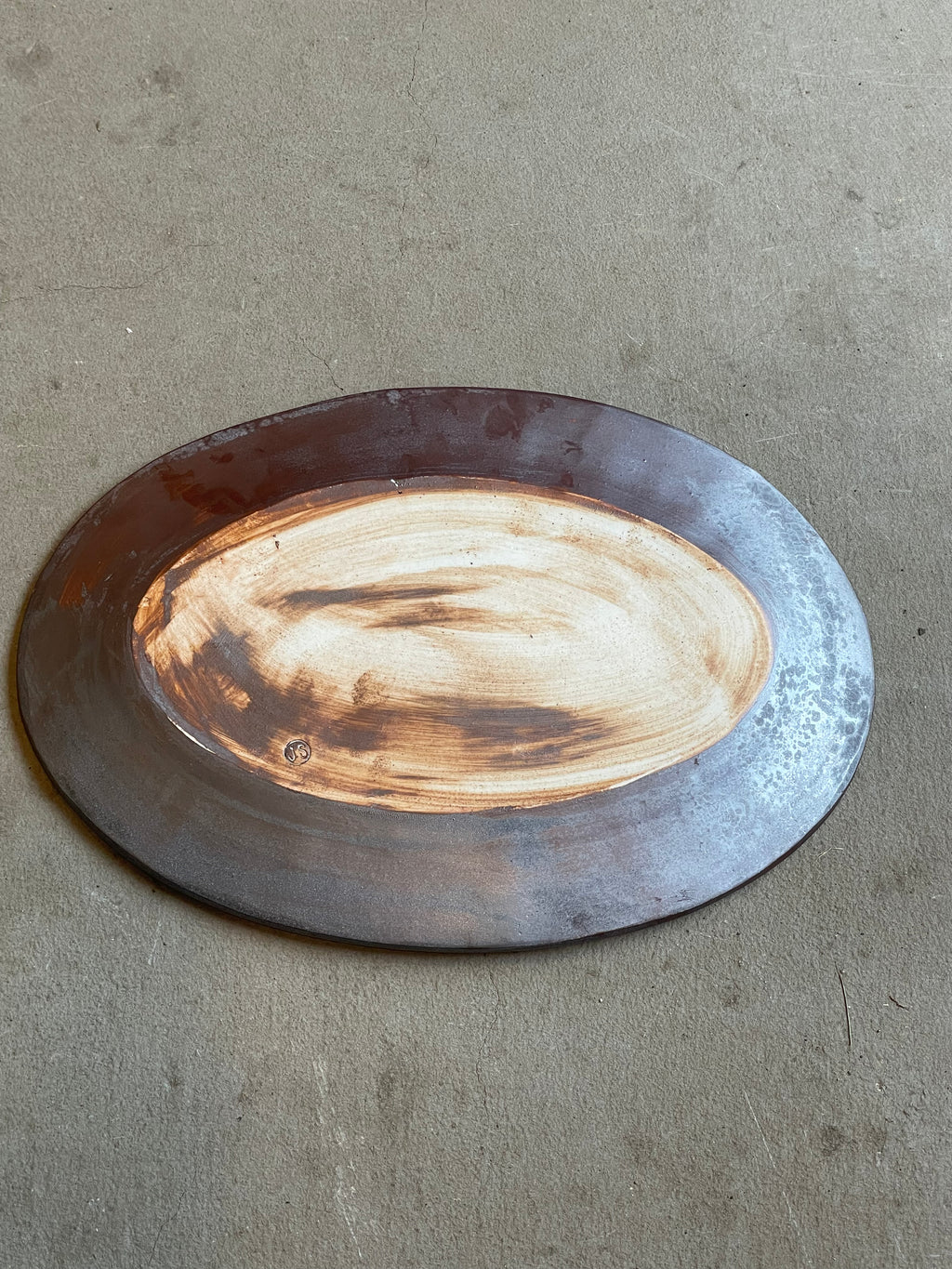 鉄釉オーバル