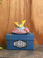 干支木版手染ぬいぐるみ　錦兜