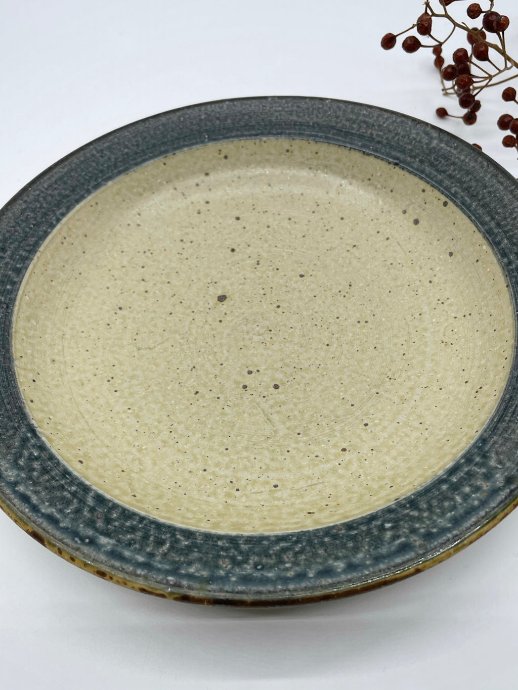 7寸皿 (いらぼ釉）