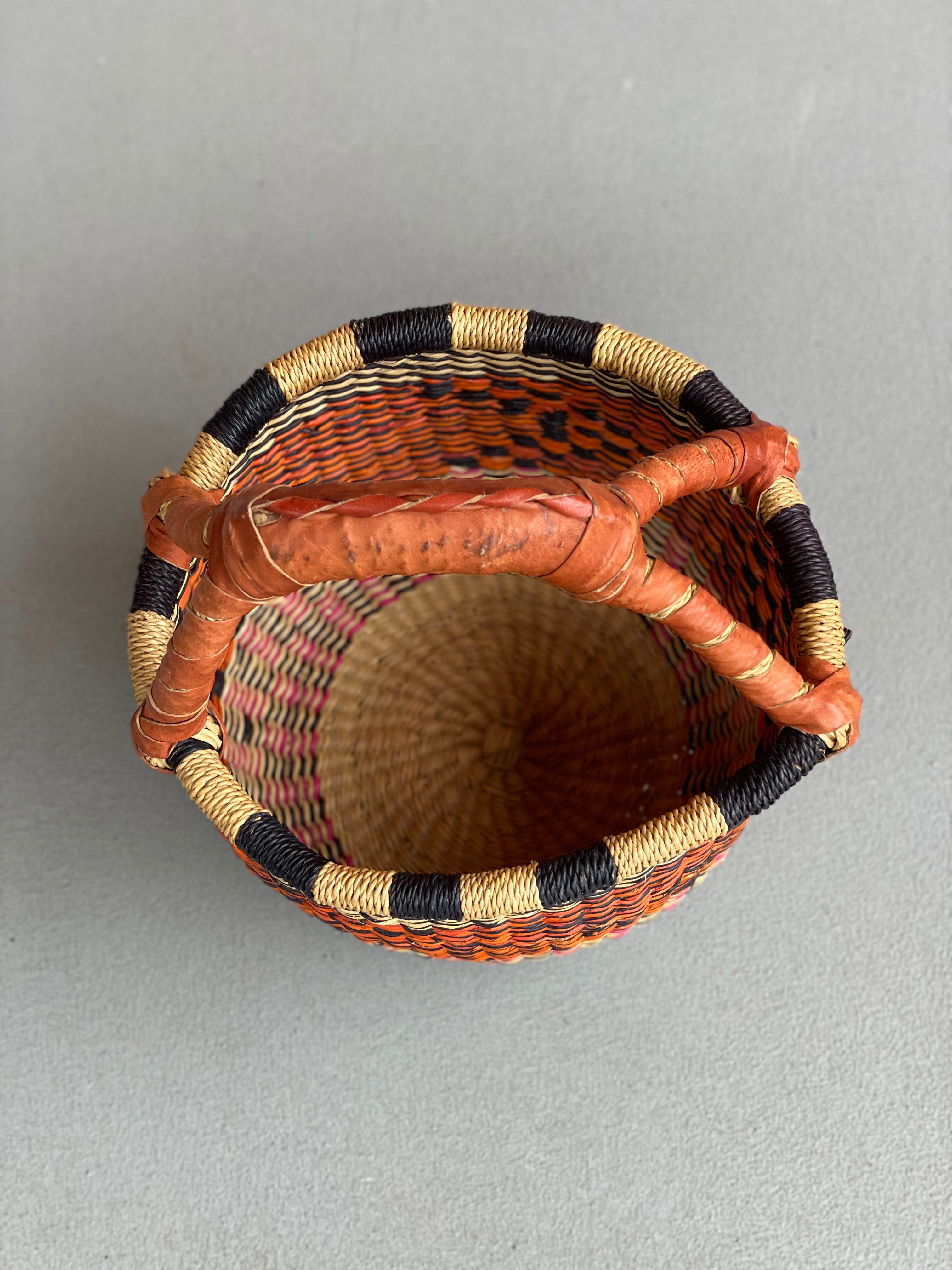 ブルキナカゴ(小)