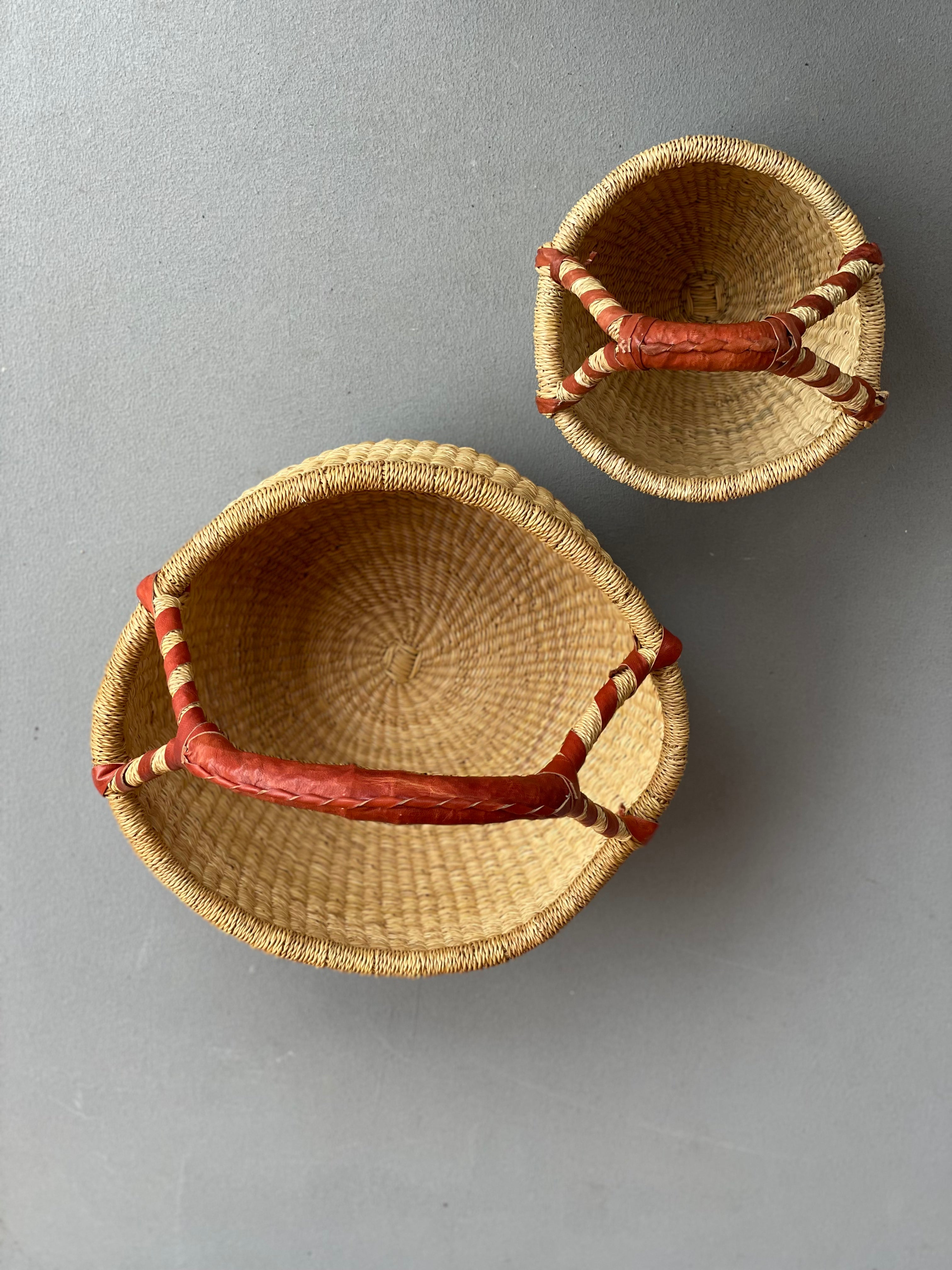 ブルキナカゴ(中)