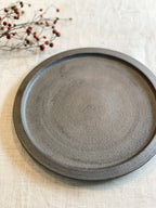7寸鉄釉リム皿