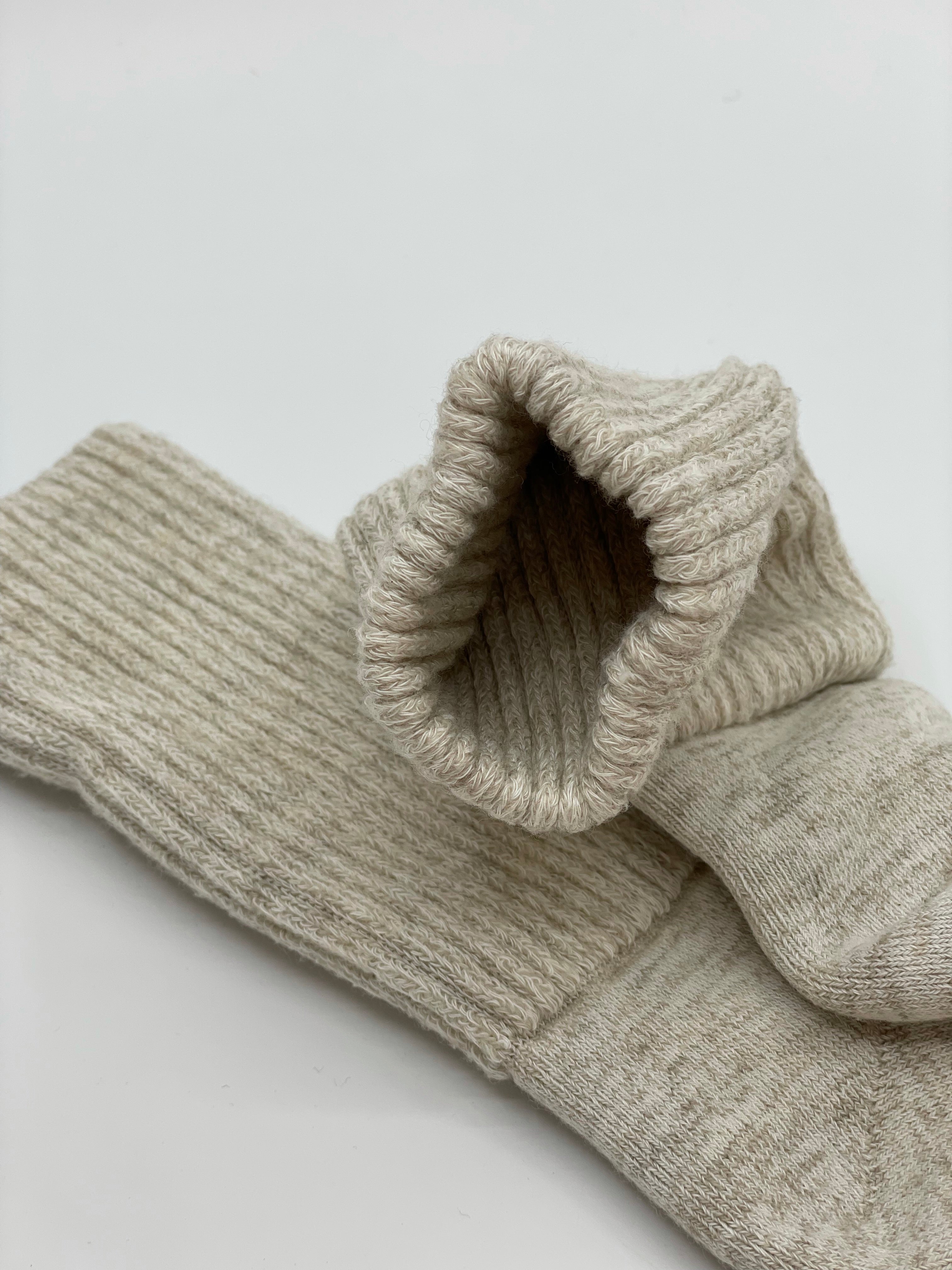 ヌクイクツシタ