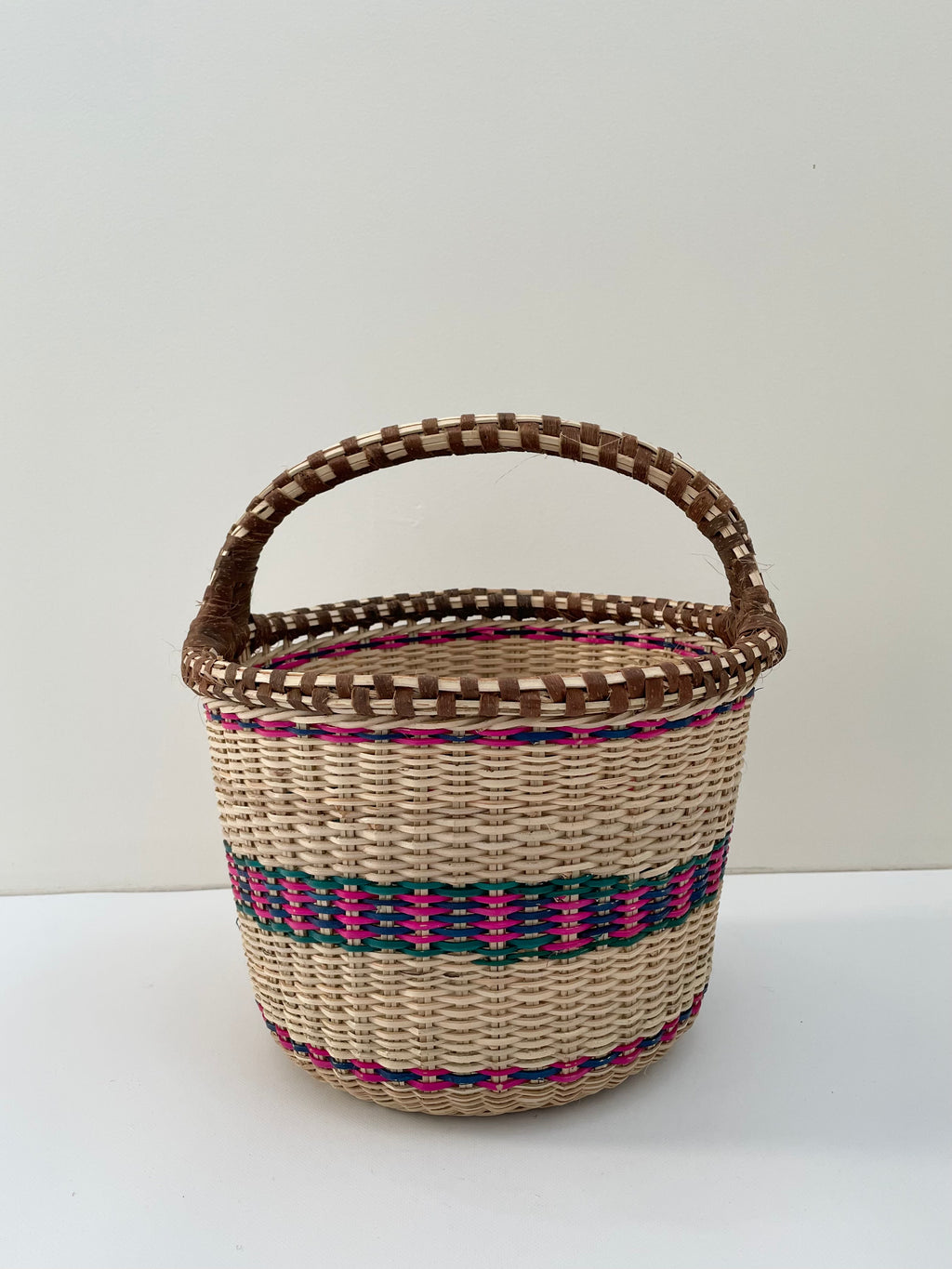 アチョリバスケット カラー取手付き