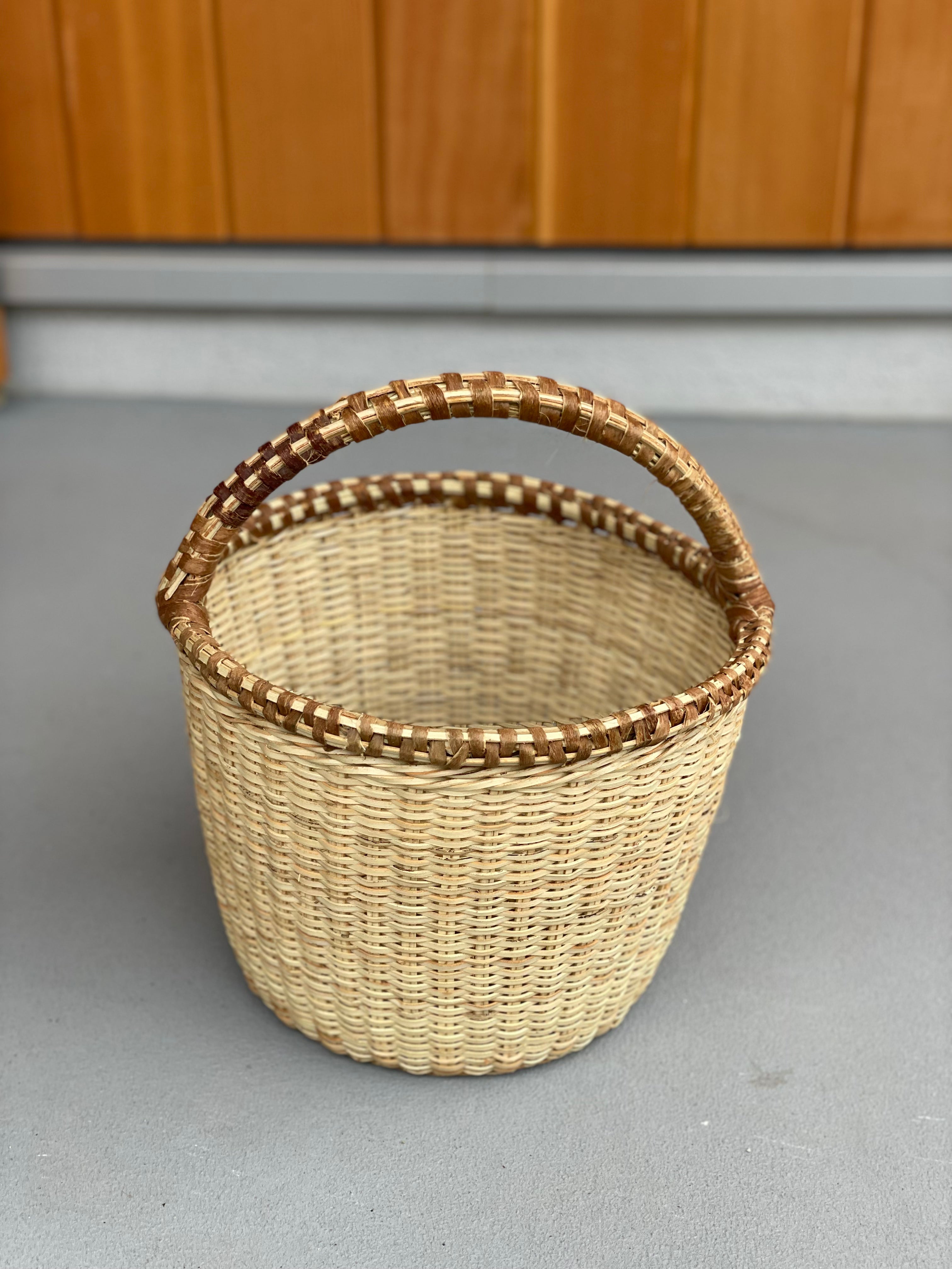 アチョリバスケット 取手付き（小）