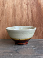 飯碗（飴釉掛分け）大