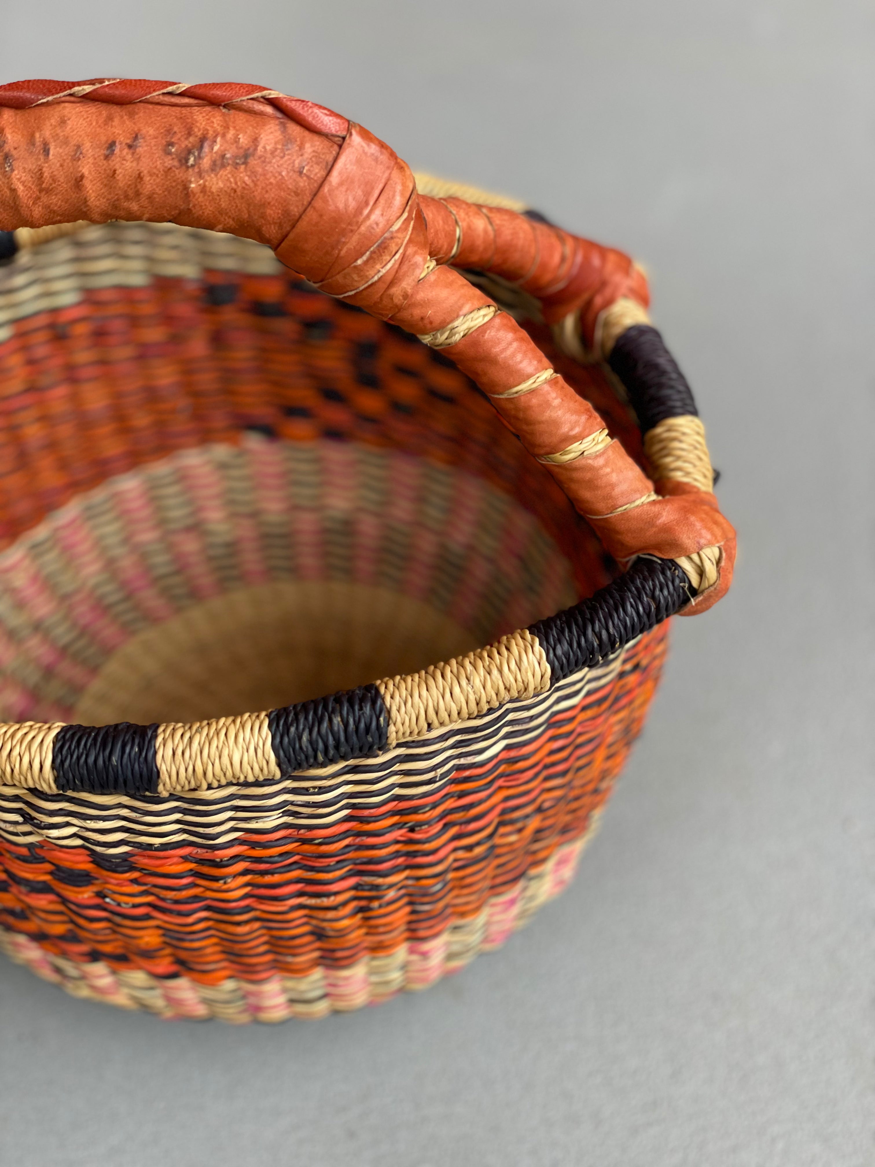 ブルキナカゴ(小)