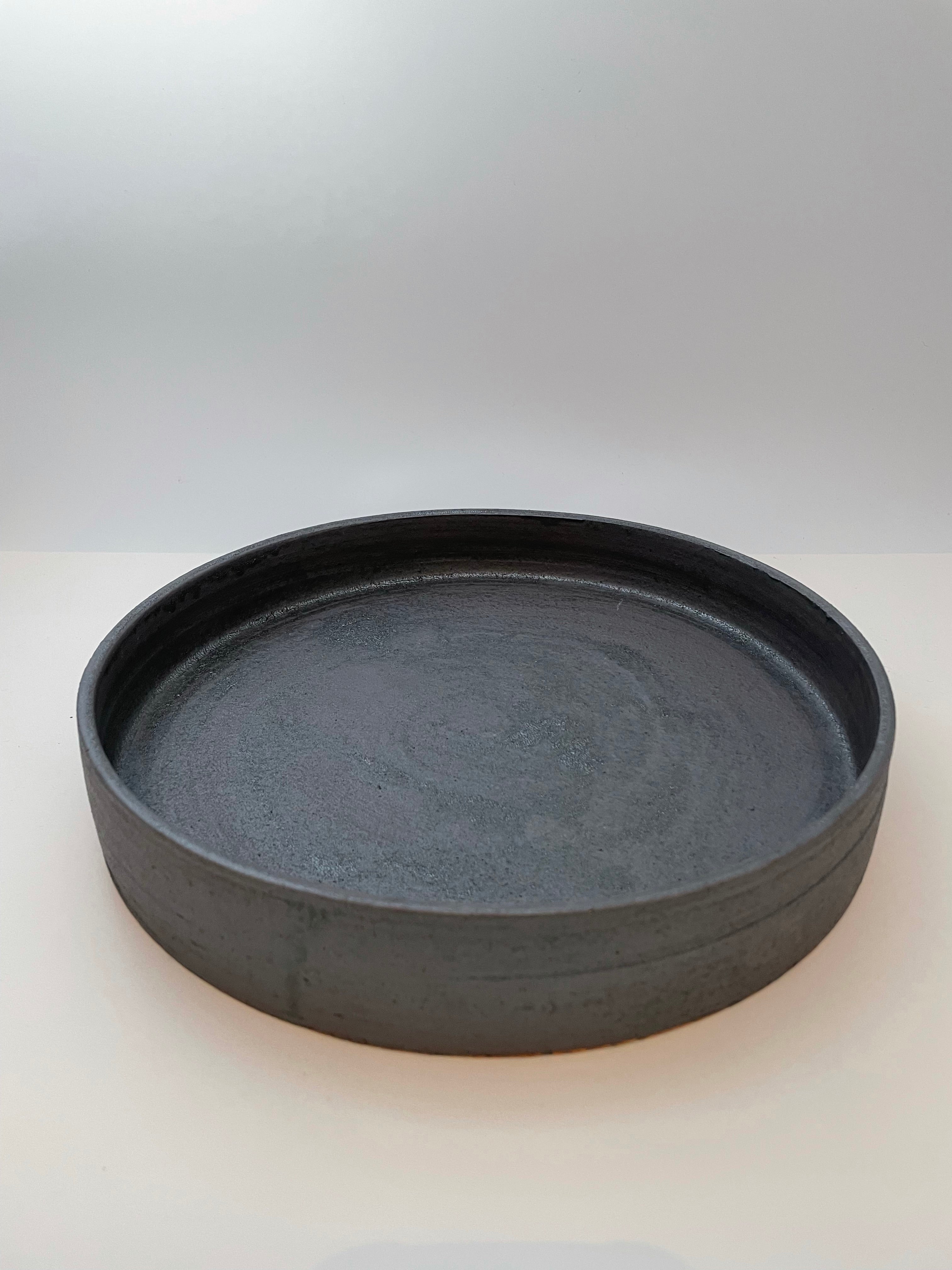 9寸ドラ鉢(鉄釉)