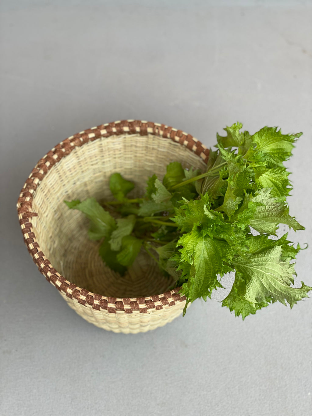 アチョリカゴ（小）